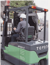 3 Wheeler Battery Power Forklift - 04